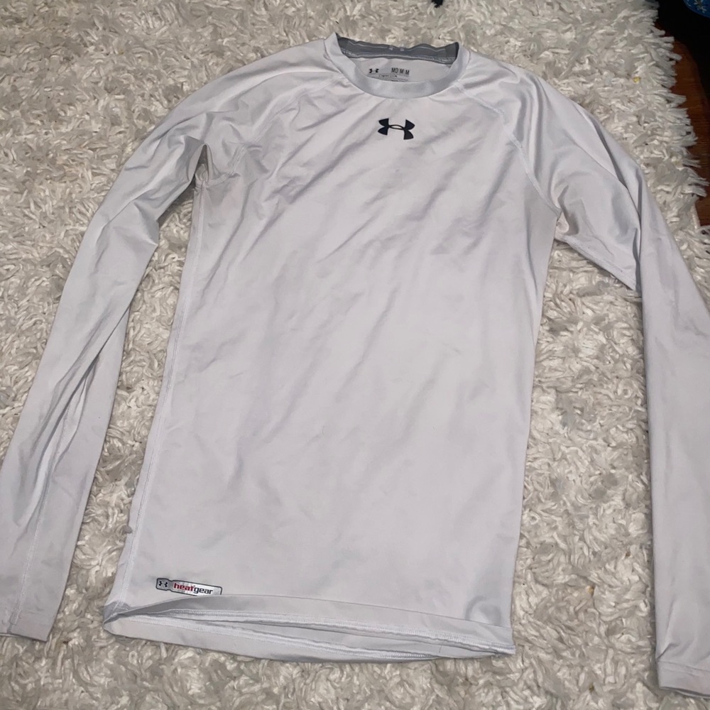 White under armour long sleeve top